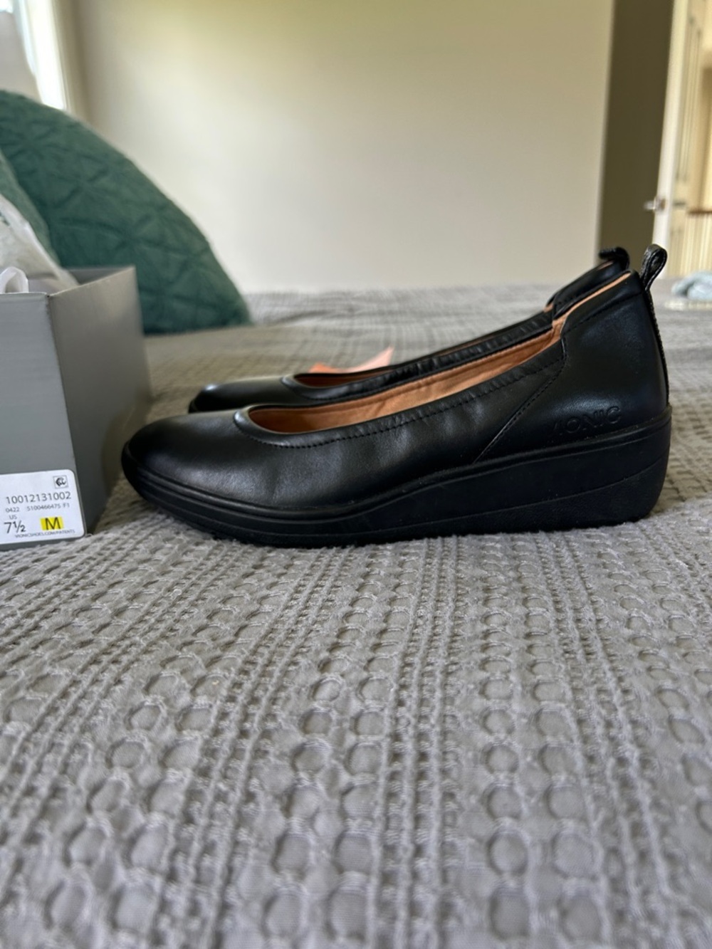 Vionic Black Leather Jacey comfort loafers - Picture 4 of 6